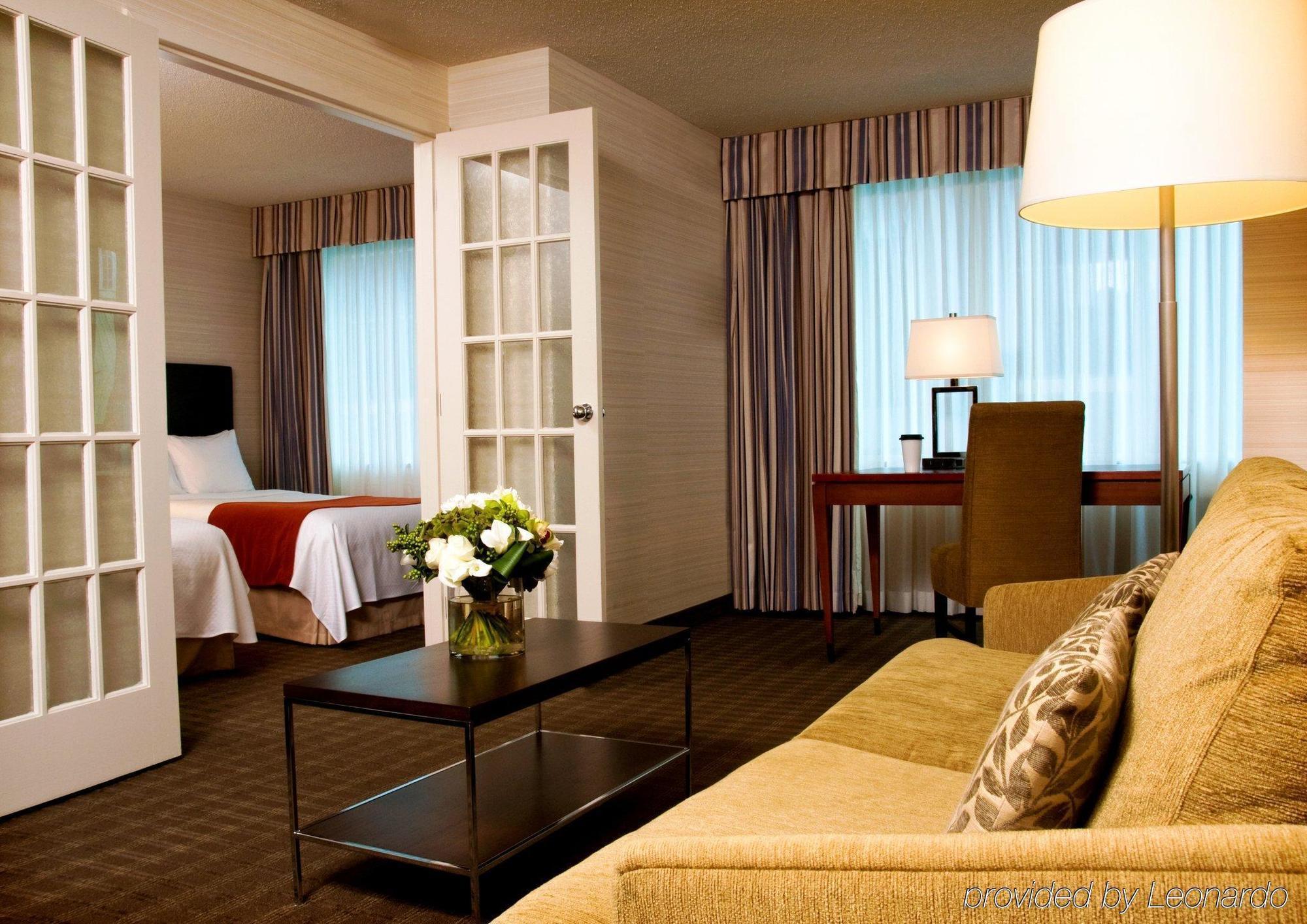 Cambridge Suites Toronto Ngoại thất bức ảnh