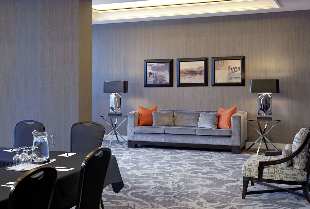 Cambridge Suites Toronto Ngoại thất bức ảnh